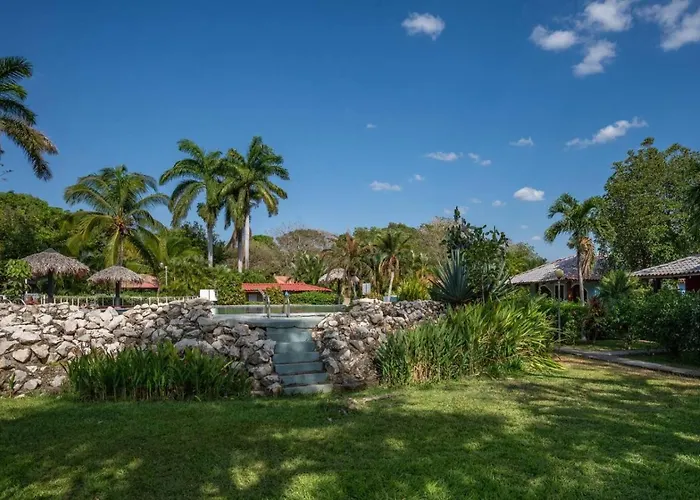Casa Sereneness Retreat With Shared Pool Hébergement de vacances