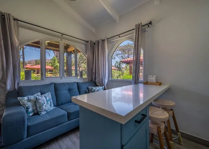 Casa Sereneness Retreat With Shared Pool Hébergement de vacances