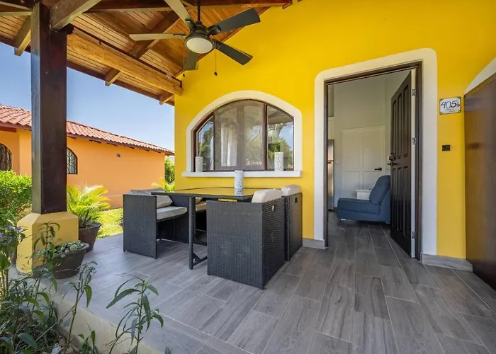 Casa Sereneness Retreat With Shared Pool Hébergement de vacances *