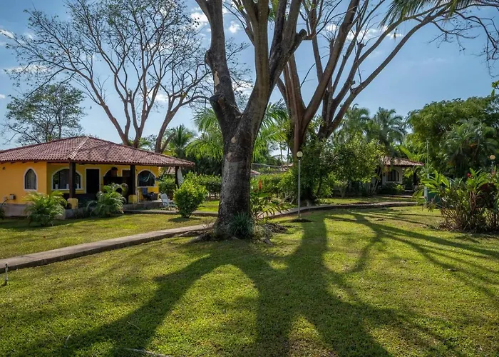 Hébergement de vacances Casa Sereneness Retreat With Shared Pool *